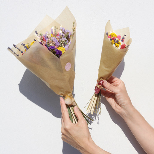 Personalised Crystal Stone Dried Flower Bouquet Sizes