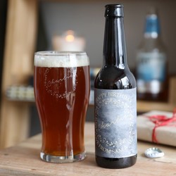 Personalised Wreath Bottle of Malt Coast Beer with Pint Glass
