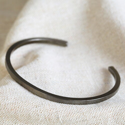 Men's Brushed Black Bar Bangle