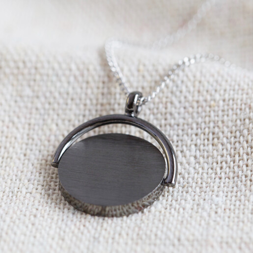 Men's Spinning Disc Necklace in Black 