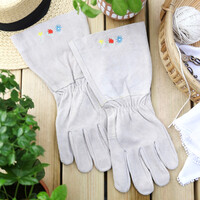 Personalised Embroidered Birth Flower Gardening Gloves