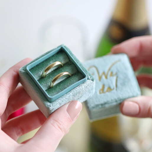 Lisa Angel Wedding Personalised Green Velvet Earrings Box