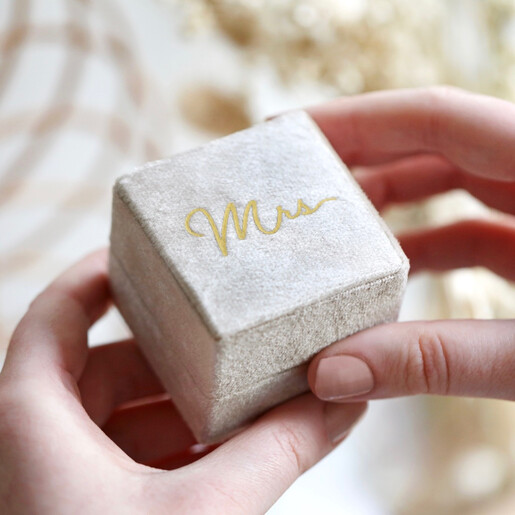 Personalised Natural Velvet Necklace Box Lisa Angel Meaningful Personalised Natural Velvet Necklace Box