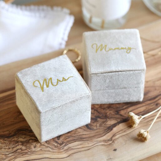 Personalised Natural Velvet Necklace Box Lisa Angel Ladies' Special Personalised Natural Velvet Necklace Box