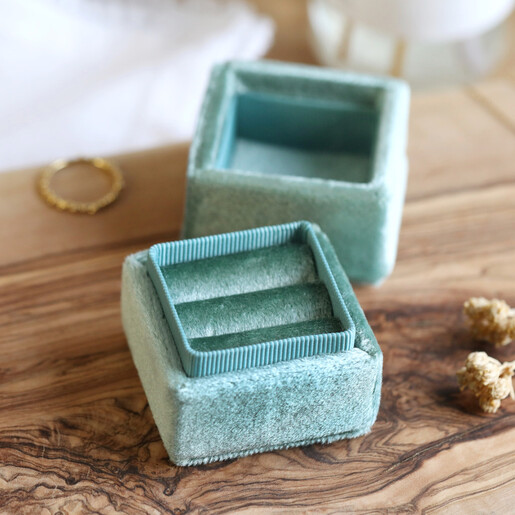 Inside of Lisa Angel Personalised Green Velvet Earrings Box