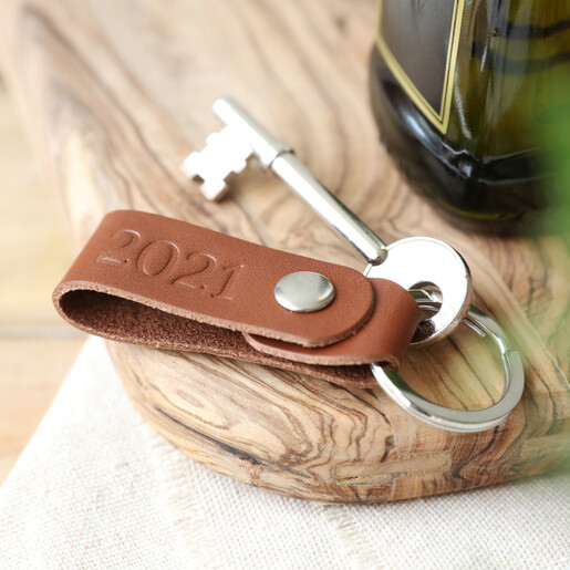 Lisa Angel Men's Brown Personalised Debossed Leather Strap Keyring