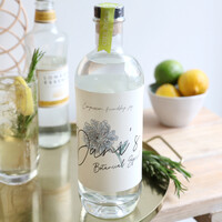 Personalised Birth Flower 70cl Bottle of Non-Alcoholic Gin Alternative