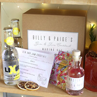 Personalised Gin & Jam Cocktail Kit