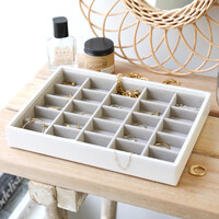Stackers Classic 25 Section Jewellery Tray in White