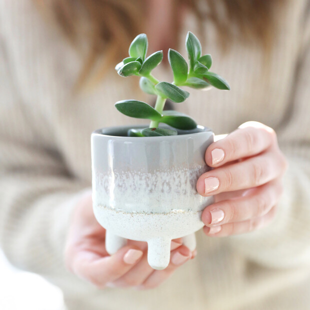 Sass & Belle Mojave Glaze Grey Planter, H9cm