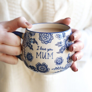 Sass & Belle Blue Willow 'Mum' Mug