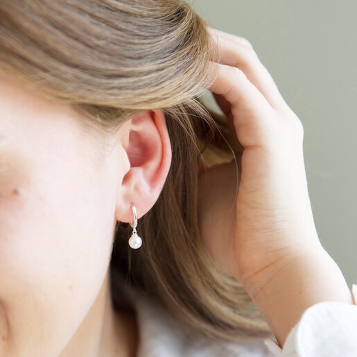 Gold tone crystal & glass pearl earrings