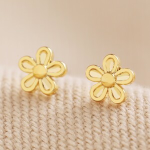 Tiny Flower Stud Earrings in Gold