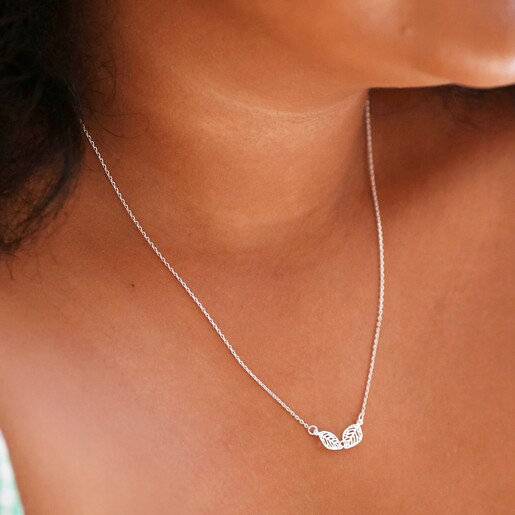 Model Wearing Linked Filigree Leaf Necklace in Silver From Lisa Angel