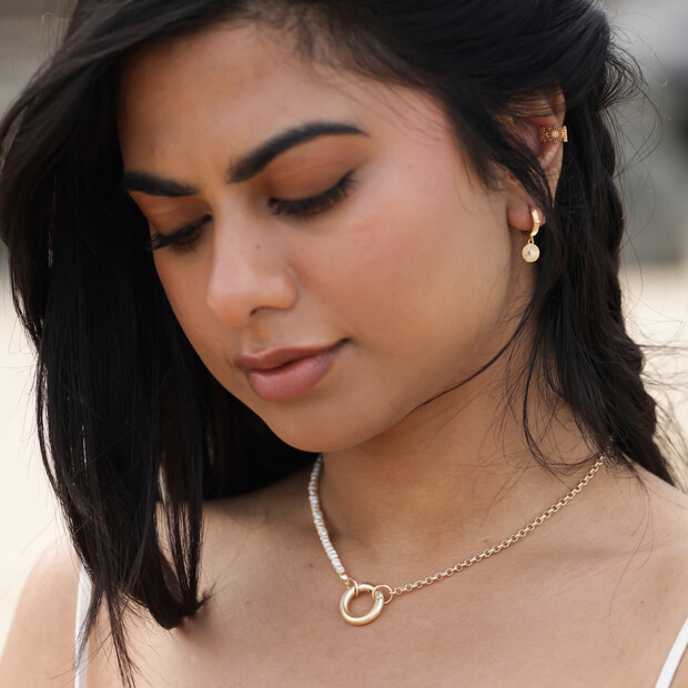 Big Metal London Pearl Chain Necklace in Gold Big Metal London Pearl Chain Necklace in Gold
