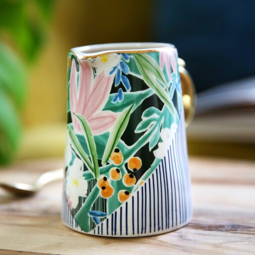 Front of House of Disaster Eden Jug