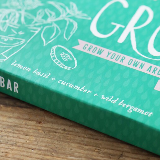 The Gin Bar by Growbar - Close-up of Front