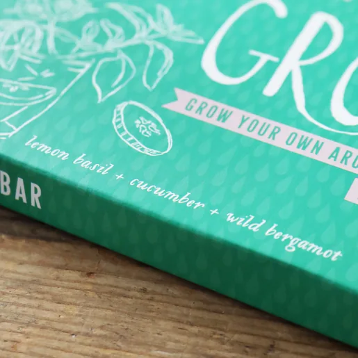 The Gin Bar by Growbar - Close-up of Front