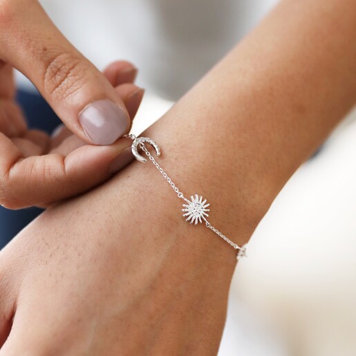 Details more than 141 moon bracelets for couples latest