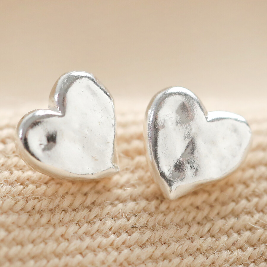Winni Dainty Heart Earrings – Lilyvot