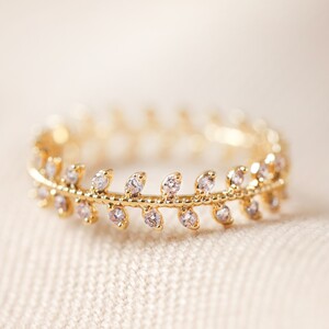 Crystal Leaves Ring in Gold - M/L