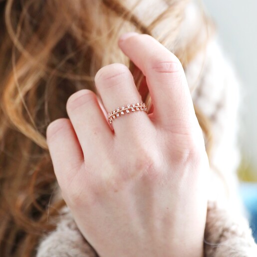 Model Wearing Crystal Leaves Ring in Rose Gold