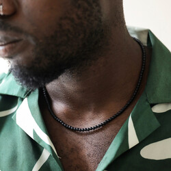 Men's Wooden Bead Necklace in Matte Black