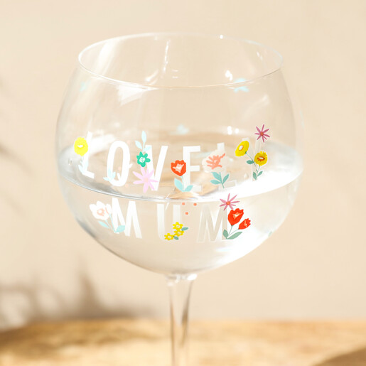 Close Up of Lovely Mum Floral Gin Glass