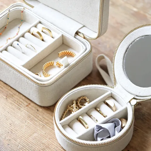 Inside the Both Shapes of Natural Cotton Jewellery Cases