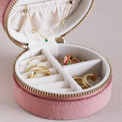 Close-up of Dividers Inside Rose Pink Velvet Round Travel Jewellery Case