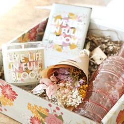 Live Life in Full Bloom Gift Hamper