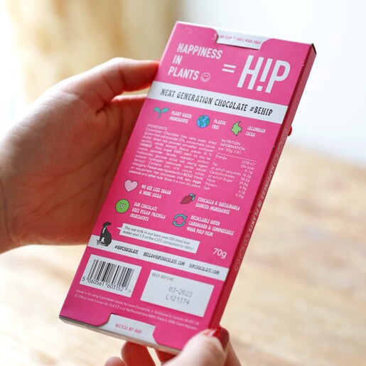 Back of H!P Chocolate: Cookies No Cream Oat M!lk Chocolate Bar Packaging