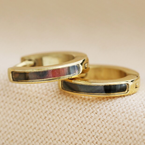 Dark Resin Shell Huggie Hoop Earrings in Gold Dark Resin Shell Huggie Hoop Earrings in Gold