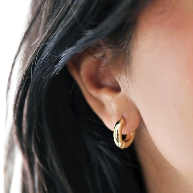Thick Hoop Earrings in 14kt Yellow Gold – Bailey's Fine Jewelry