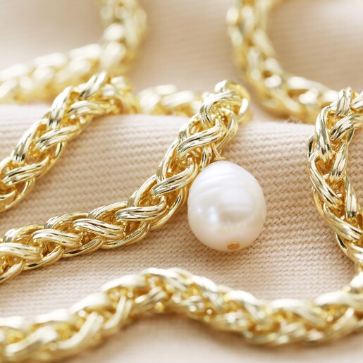 Buy Gold-Toned & White Necklaces & Pendants for Women by Oomph Online |  Ajio.com
