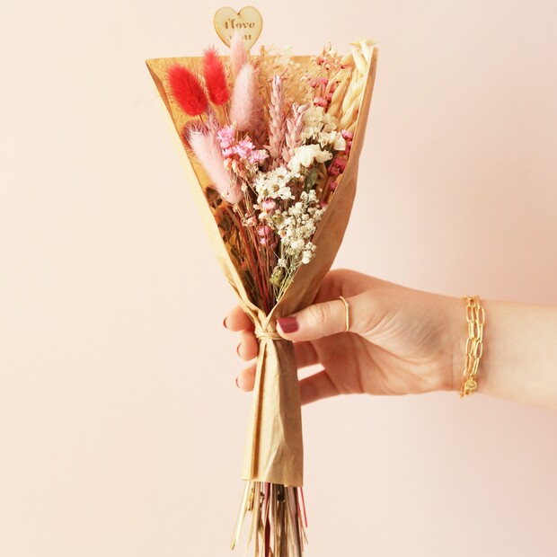 Valentine's Dried Flower Posy with Engraved Stick Valentine's Dried Flower Posy with Engraved Stick