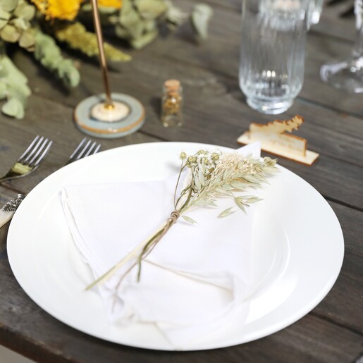 Set of 2 Set of White and Natural Dried Flower Place Settings