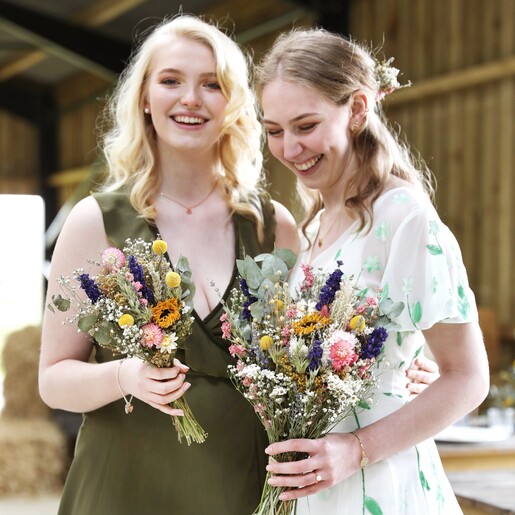 11 Dos and Don'ts for Choosing Your Bridesmaids' Bouquets