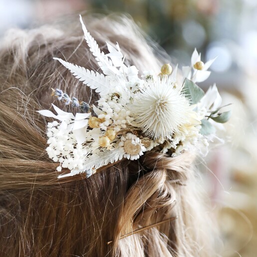 Vintage White Dried Flower Hair Comb Lisa Angel