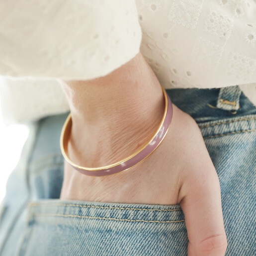 Model Wearing Lilac Enamel Slim Bangle in Gold