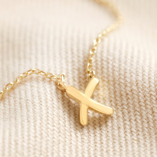 Estella Bartlett Kiss Pendant Necklace In Gold Estella Bartlett Kiss Pendant Necklace In Gold