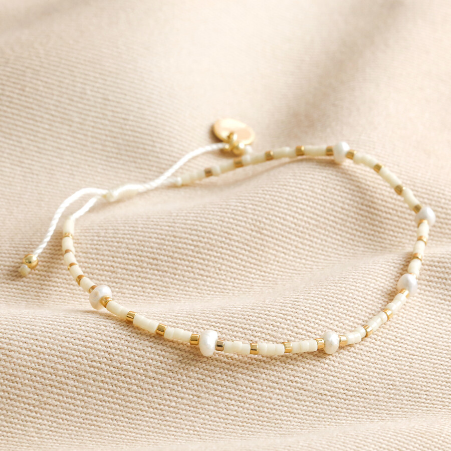 White Miyuki Bead and Freshwater Pearl Bracelet | Lisa Angel