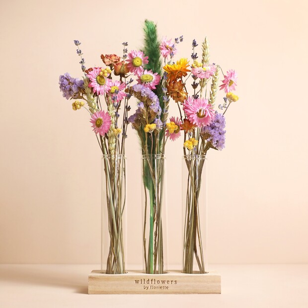 Dried Wildflowers and Trio of Vases Gift Set