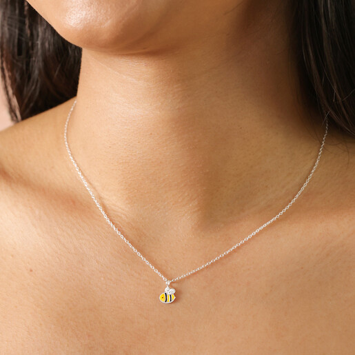Sterling Silver Tiny Bee Pendant Necklace on Model Close up of Sterling Silver Tiny Bee Pendant Necklaceodel