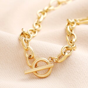 Gold Stainless Steel T-Bar Oval Link Chain Necklace