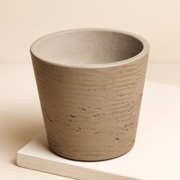 Garden Trading Warm Stone Stratton Planter