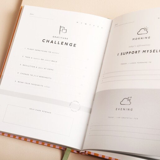 Papier Stay Grounded Gratitude Journal interior