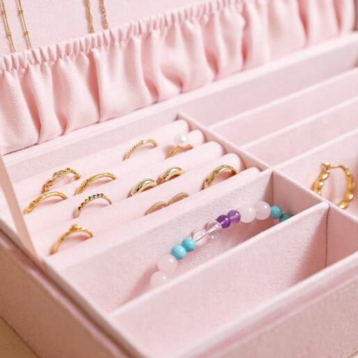 Close Up of Large Quilted Velvet Jewellery Box in Pink interior with jewellery inside