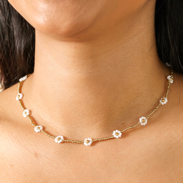 Daisy Dot - Beaded Chain Necklace offers