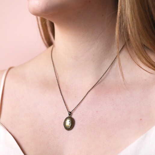 Personalised Photo Antiqued Crystal Star Oval Locket Necklace on model